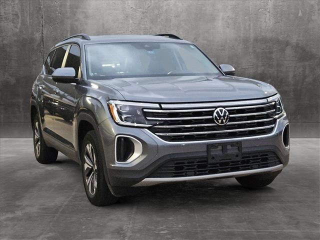 used 2024 Volkswagen Atlas car, priced at $32,497