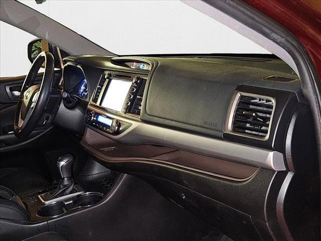 used 2019 Toyota Highlander Hybrid car, priced at $24,895