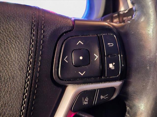 used 2019 Toyota Highlander Hybrid car, priced at $24,895