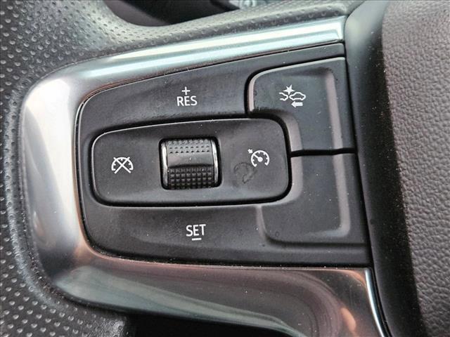 used 2025 Chevrolet Blazer car, priced at $29,995