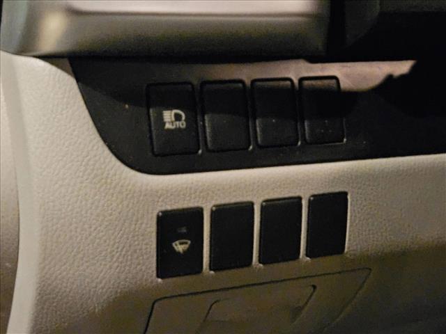 used 2018 Toyota Highlander car, priced at $21,995