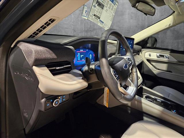 new 2025 Ford Explorer car, priced at $40,796
