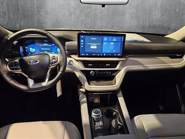 new 2025 Ford Explorer car, priced at $40,796