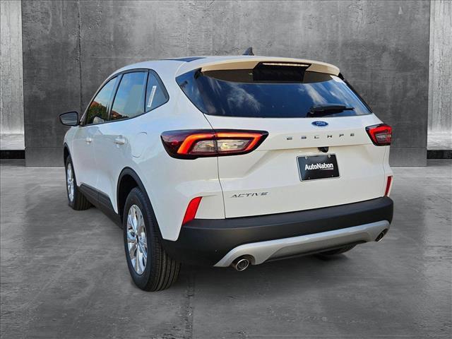 new 2025 Ford Escape car, priced at $28,044
