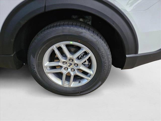 new 2025 Ford Explorer car, priced at $38,351