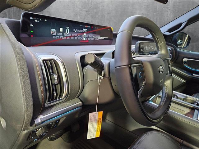 new 2025 Ford Expedition car, priced at $77,115
