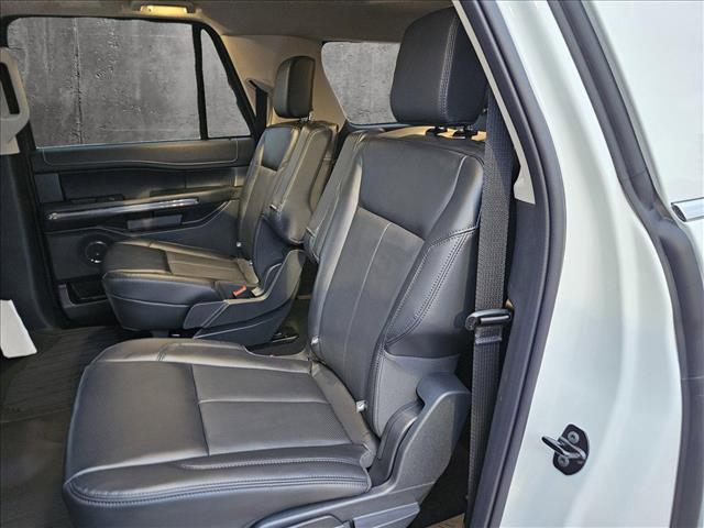 new 2024 Ford Expedition car, priced at $58,104