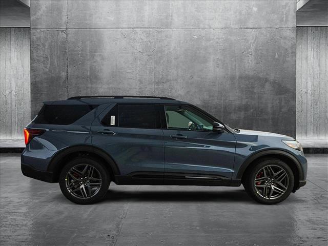 new 2025 Ford Explorer car, priced at $51,736