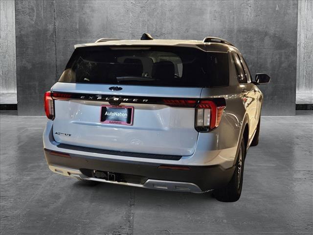 new 2025 Ford Explorer car, priced at $40,331
