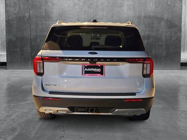 new 2025 Ford Explorer car, priced at $40,331