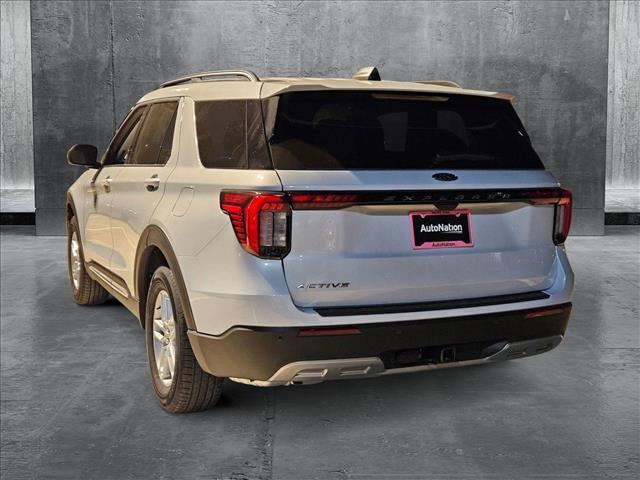 new 2025 Ford Explorer car, priced at $40,331