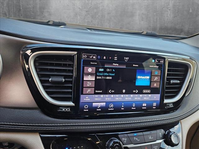 used 2021 Chrysler Pacifica Hybrid car, priced at $21,882