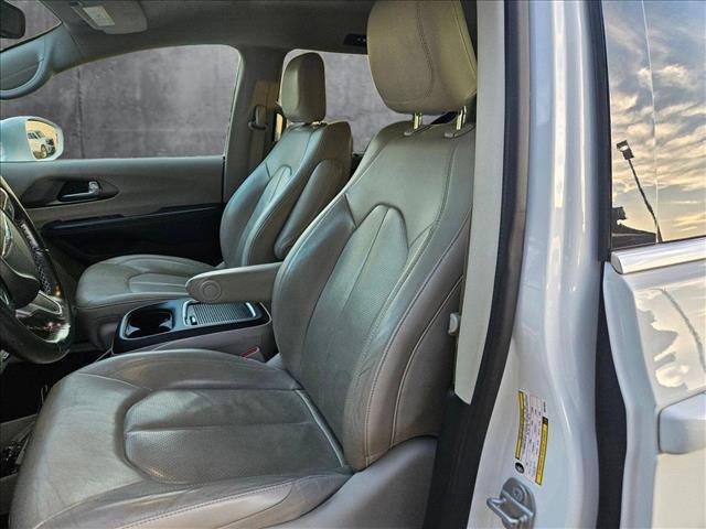 used 2021 Chrysler Pacifica Hybrid car, priced at $21,882