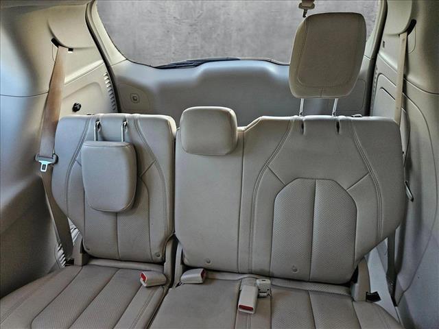 used 2021 Chrysler Pacifica Hybrid car, priced at $21,882