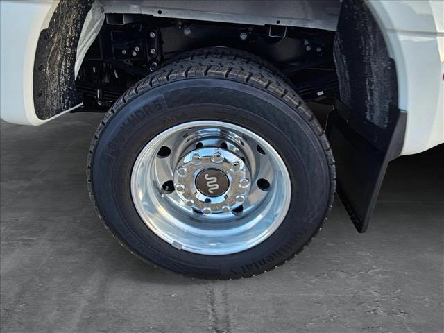 new 2025 Ford F-450 car, priced at $105,650