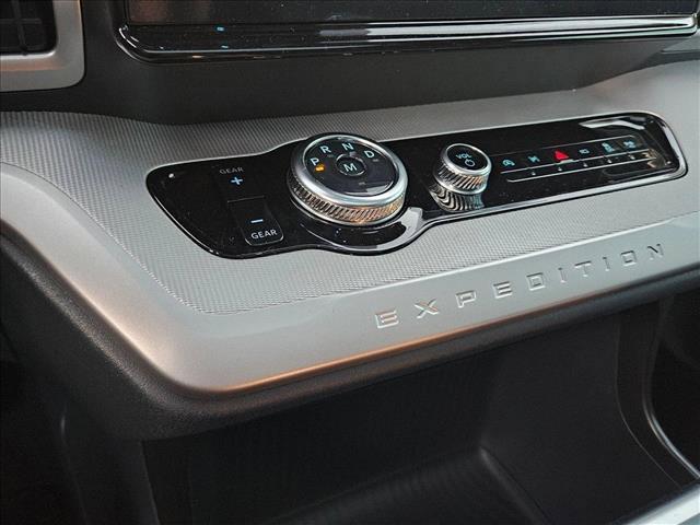 new 2025 Ford Expedition car, priced at $66,358
