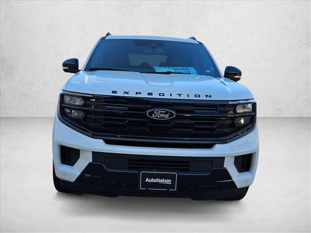new 2025 Ford Expedition car, priced at $78,332