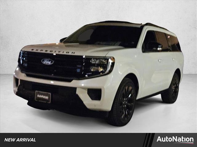 new 2025 Ford Expedition car, priced at $79,832