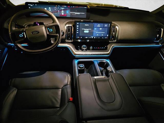 new 2025 Ford Expedition car, priced at $79,832
