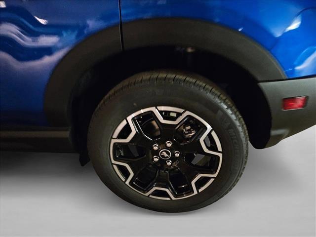 new 2025 Ford Bronco Sport car, priced at $31,938