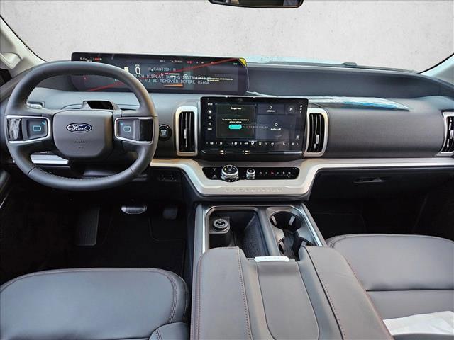 new 2025 Ford Expedition Max car, priced at $70,090