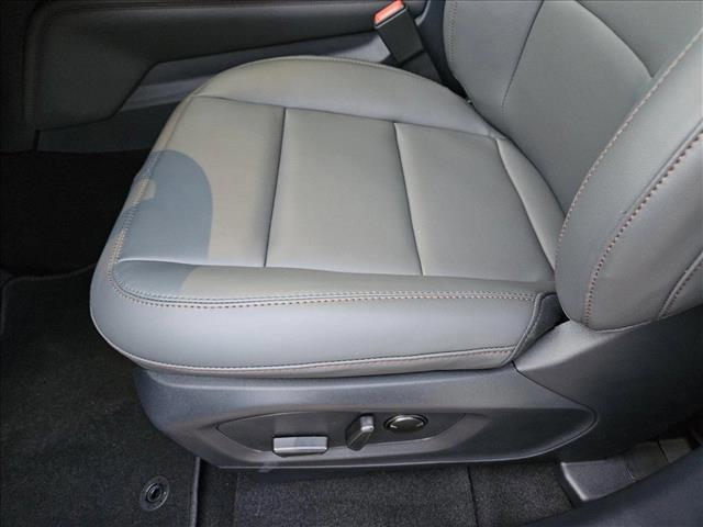 new 2025 Ford Explorer car, priced at $39,499