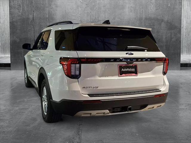 new 2025 Ford Explorer car, priced at $40,992
