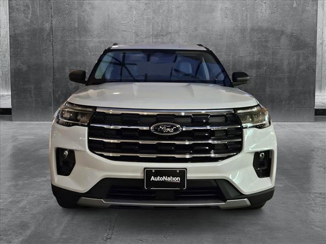 new 2025 Ford Explorer car, priced at $40,992