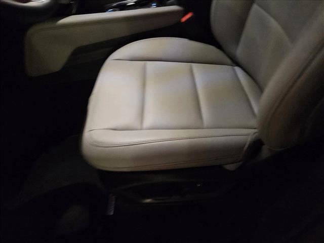 new 2025 Ford Explorer car, priced at $40,992