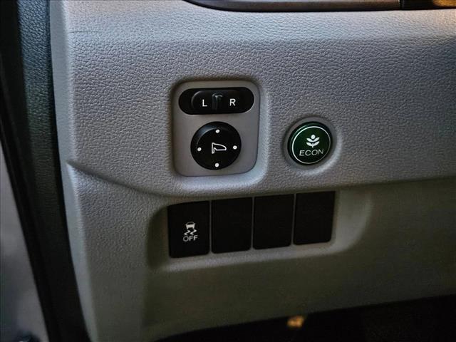 used 2017 Honda Pilot car, priced at $15,716