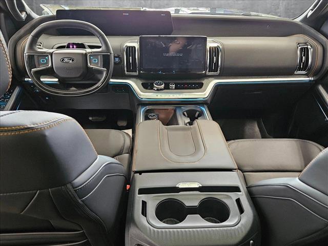 new 2025 Ford Expedition car, priced at $77,115