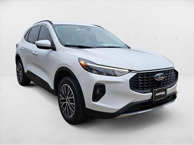 new 2025 Ford Escape PHEV car, priced at $26,692