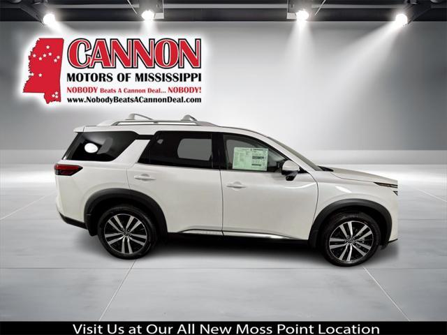 new 2025 Nissan Pathfinder car, priced at $46,732