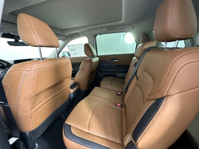 new 2025 Nissan Pathfinder car, priced at $52,745