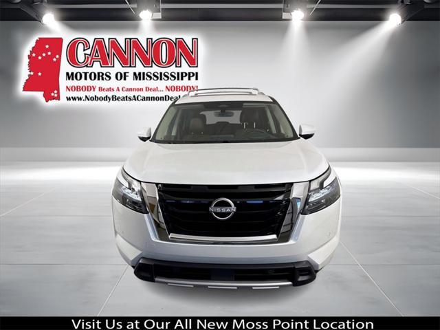 new 2025 Nissan Pathfinder car, priced at $46,732