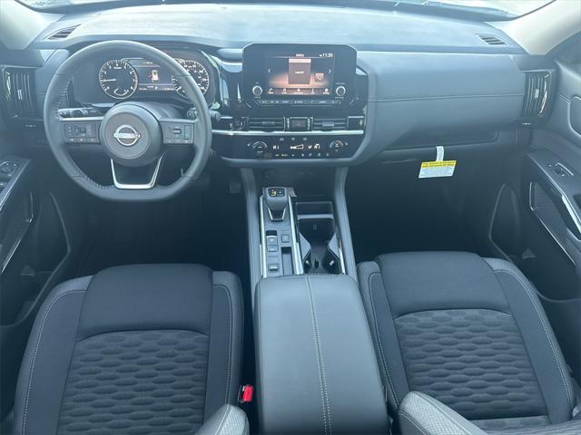 new 2025 Nissan Pathfinder car, priced at $41,012