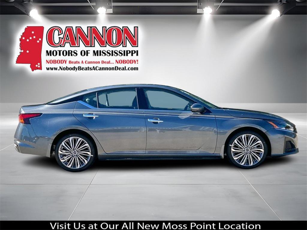 new 2025 Nissan Altima car, priced at $33,599
