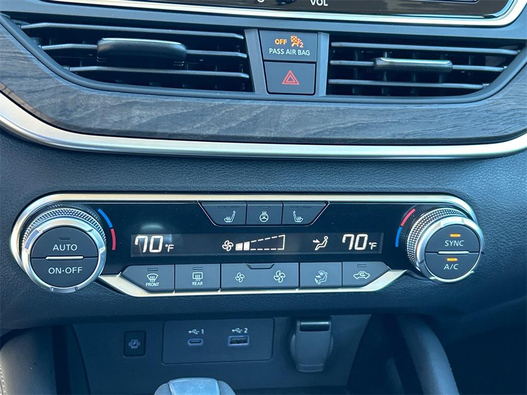 new 2025 Nissan Altima car, priced at $33,599