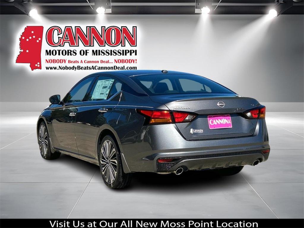 new 2025 Nissan Altima car, priced at $33,599