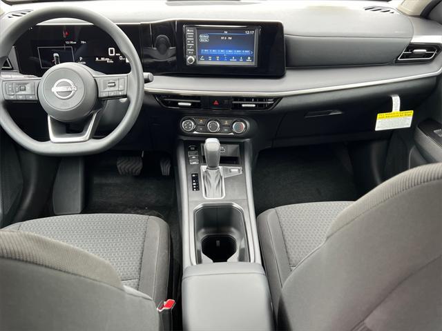 new 2025 Nissan Kicks car, priced at $23,014