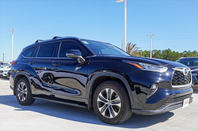 used 2020 Toyota Highlander car, priced at $26,145