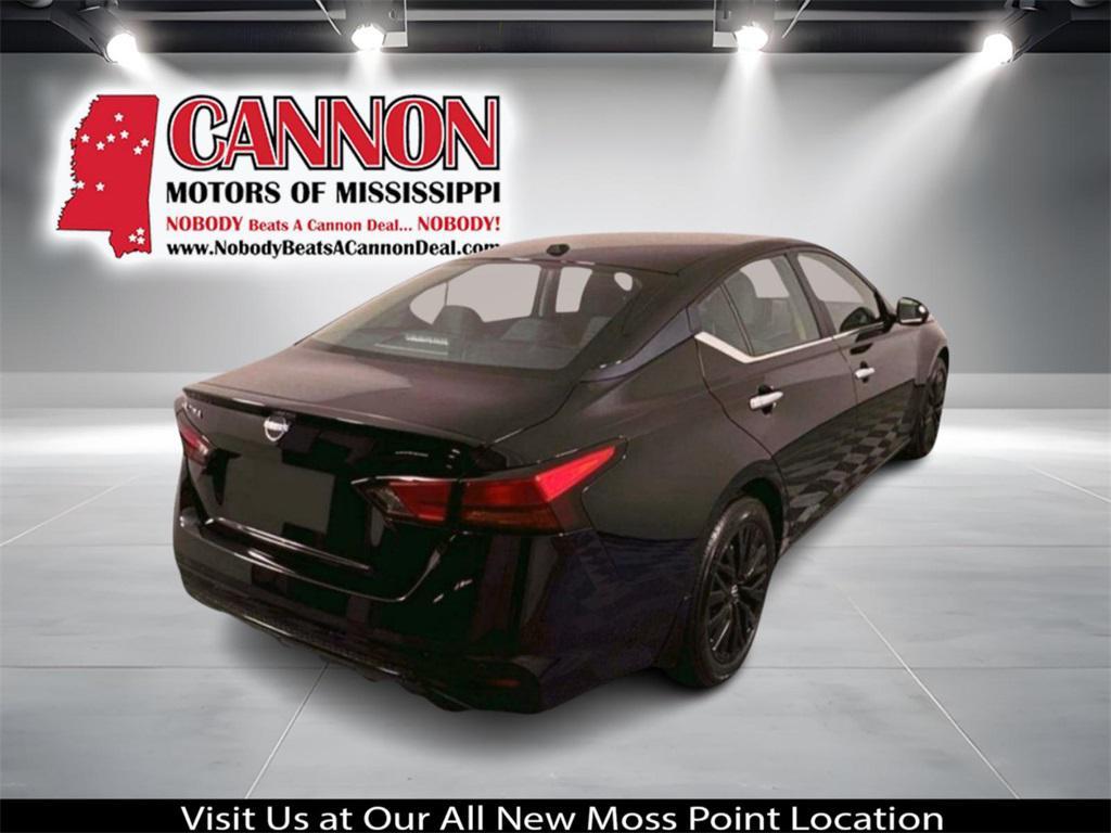 new 2025 Nissan Altima car, priced at $30,500