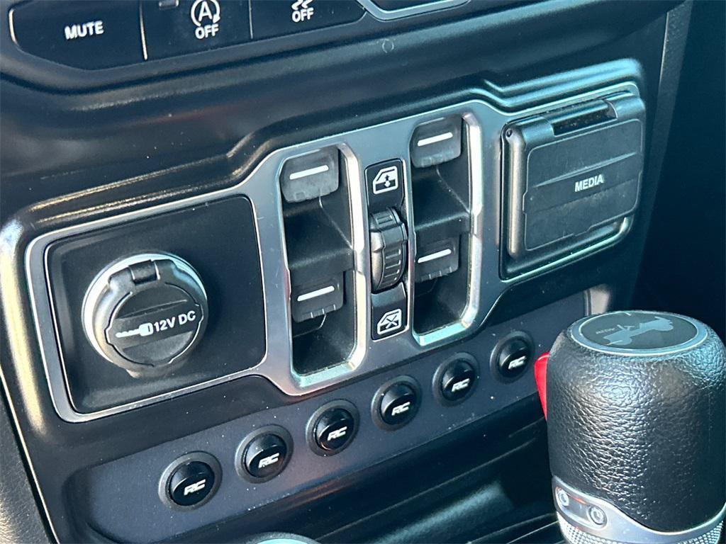 used 2021 Jeep Wrangler Unlimited car, priced at $32,603