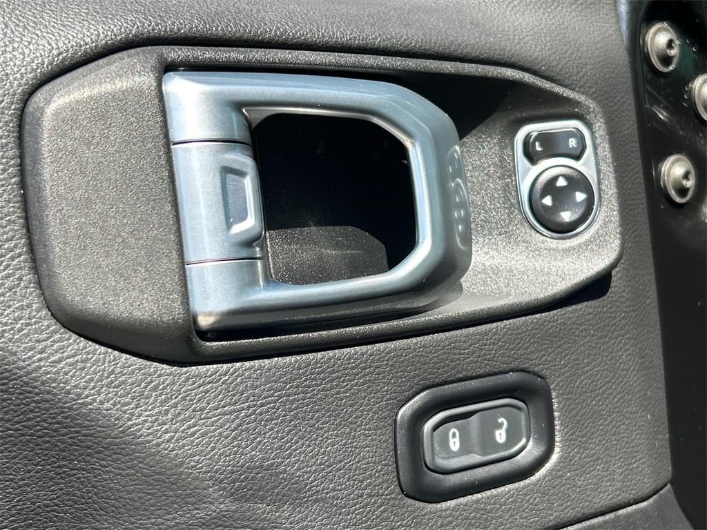 used 2021 Jeep Wrangler Unlimited car, priced at $32,603