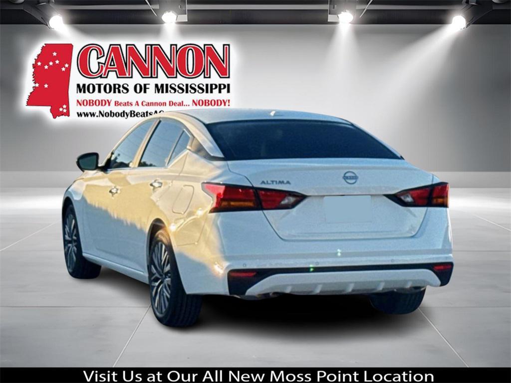 new 2025 Nissan Altima car, priced at $26,499