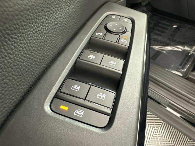 new 2025 Nissan Pathfinder car, priced at $35,785