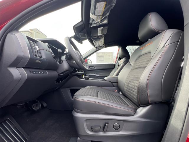 new 2025 Nissan Pathfinder car, priced at $40,699