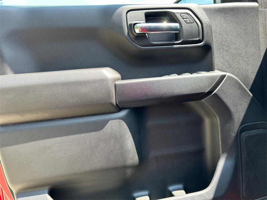 used 2022 Chevrolet Silverado 1500 car, priced at $32,043