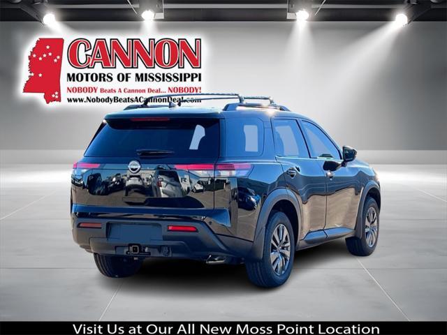 new 2025 Nissan Pathfinder car, priced at $40,693