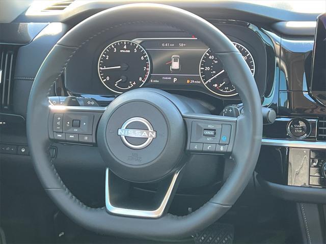new 2025 Nissan Pathfinder car, priced at $40,693
